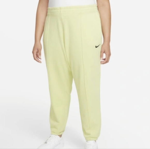 Nike Womens Essential Washed Lime Sportswear Collection Fleece Jogger Sweatpant - Picture 1 of 5